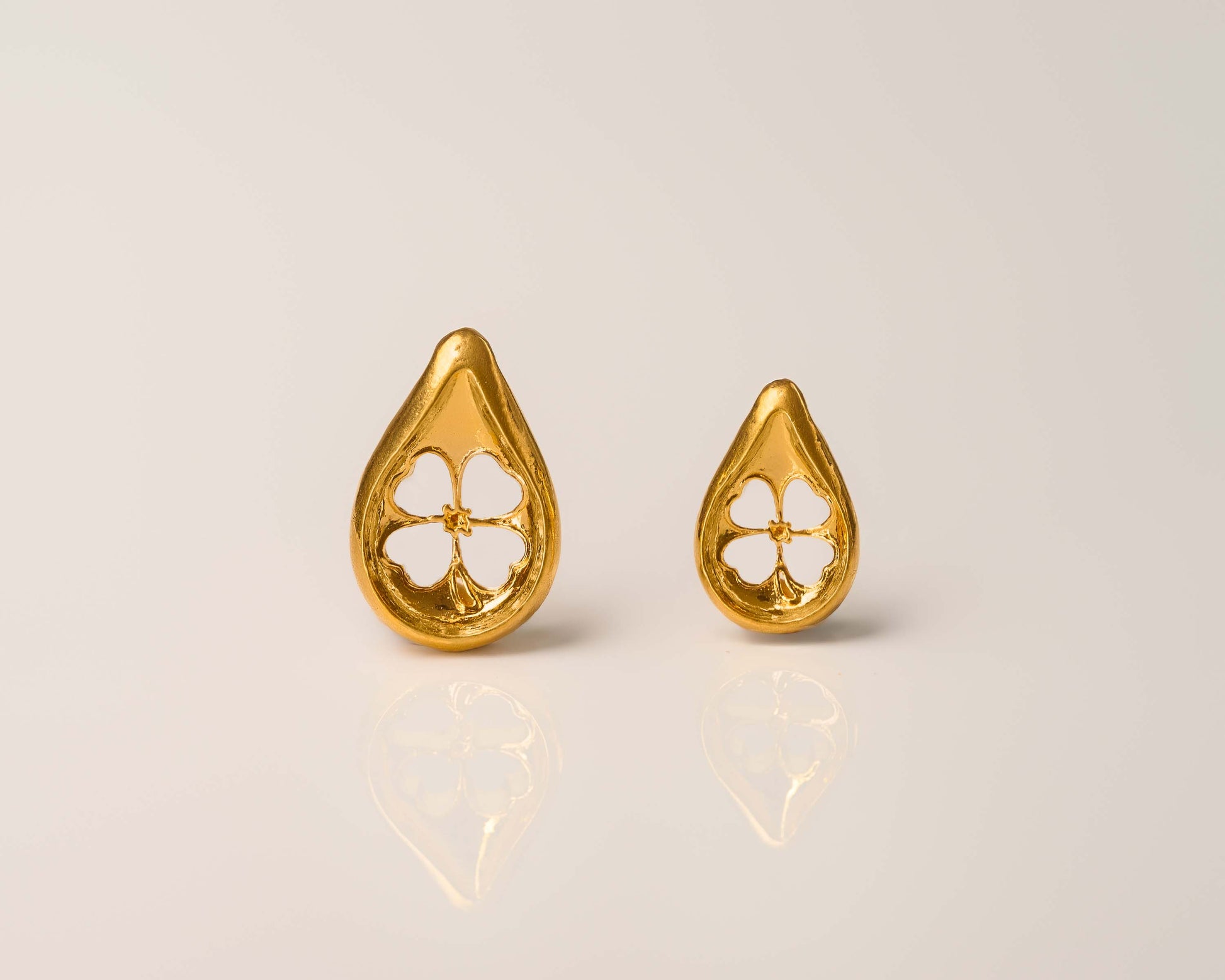 Clover Cutout Drop Pendant Jewelry Design 24k Gold .9999 Fine Gold | Large